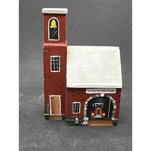 Hand Painted Wooden Fire Station House Sculpture Decor‎ Figurine FH25